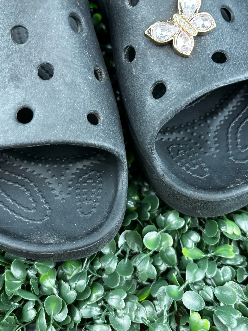 CROCS Black Casual Slip-On Clog